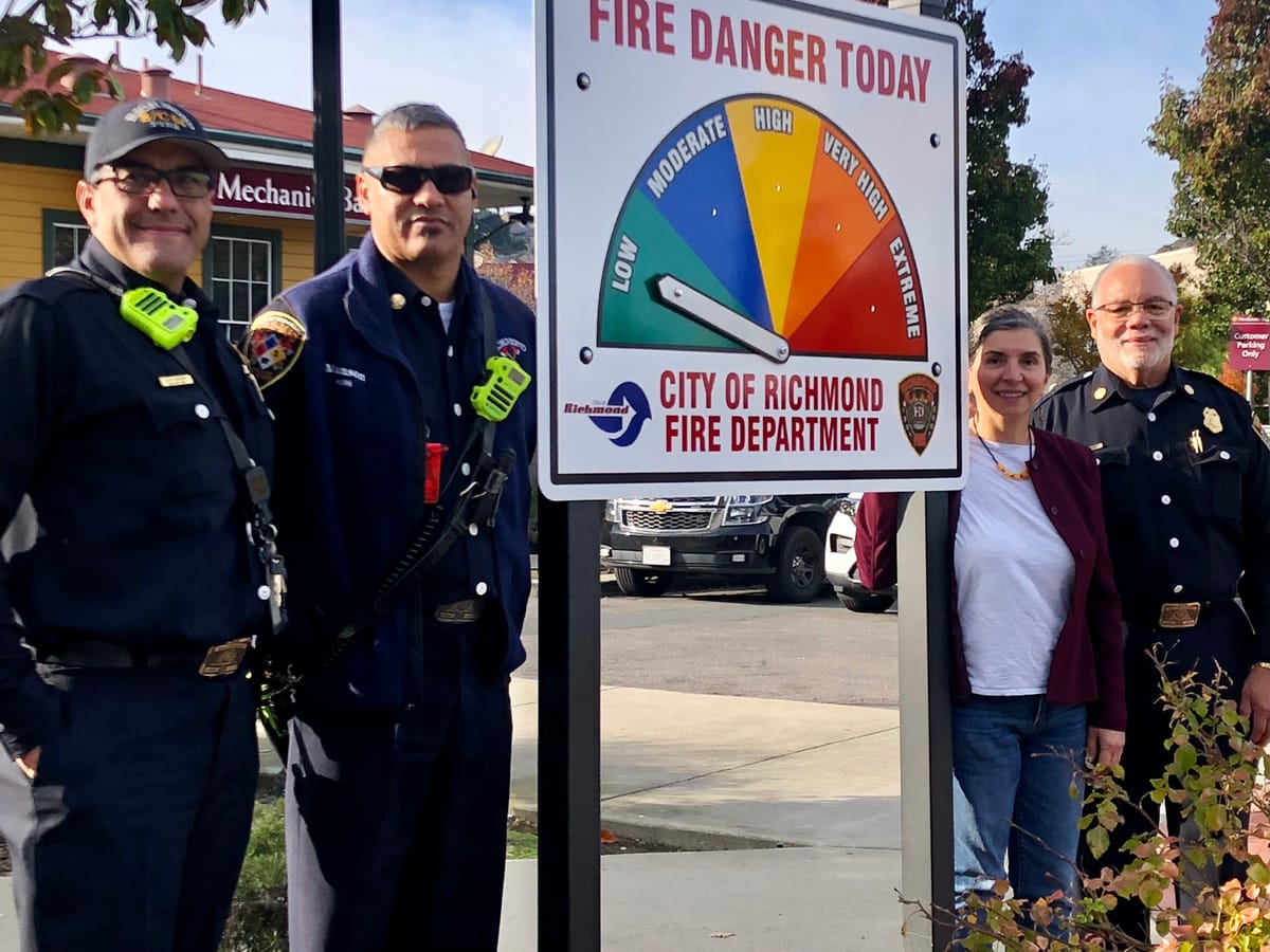 New Pt. Richmond sign alerts residents of 'Fire Danger Today'