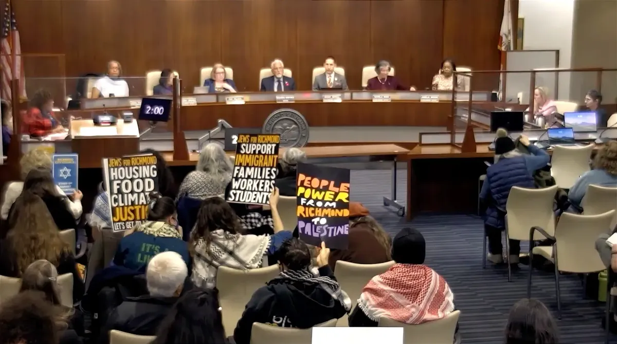 Richmond City Council accepts mayor’s apology, approves antisemitism training