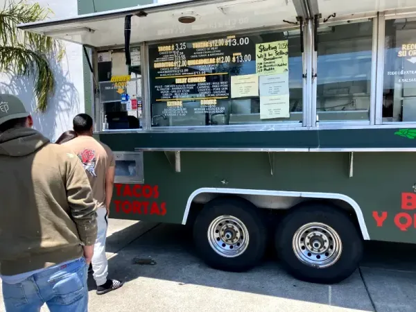 Tacos Los Primos